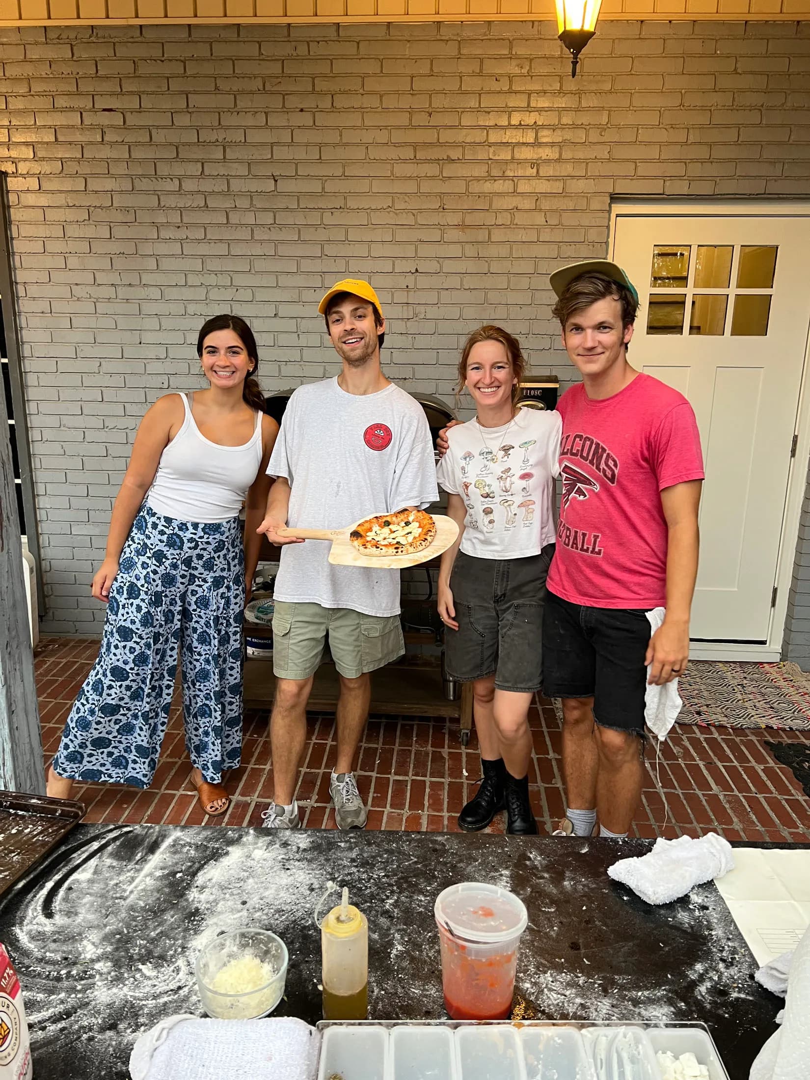 Makin pizza